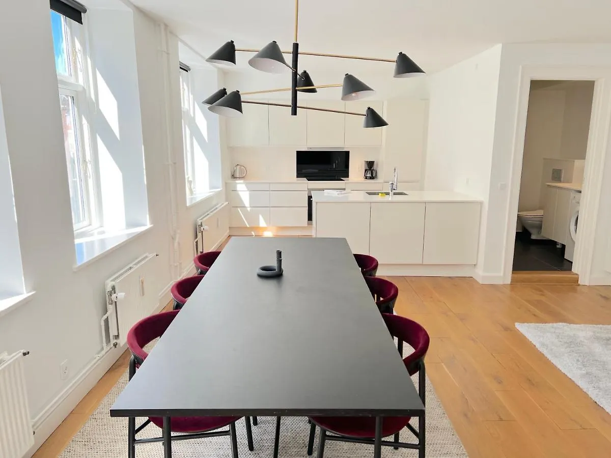 Perfect 3 Bedroom Apartment In The Heart Of Cph Copenhagen