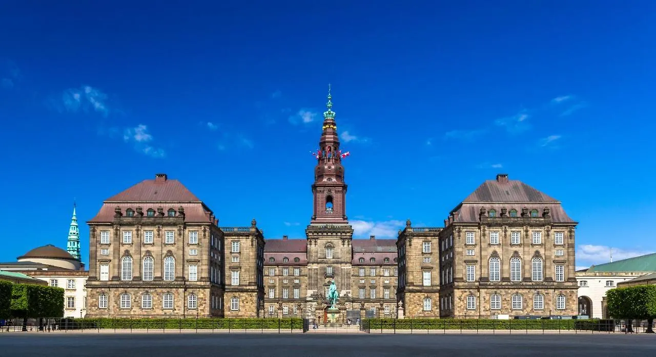 Perfect 3 Bedroom Apartment In The Heart Of Cph Copenhagen 0*,