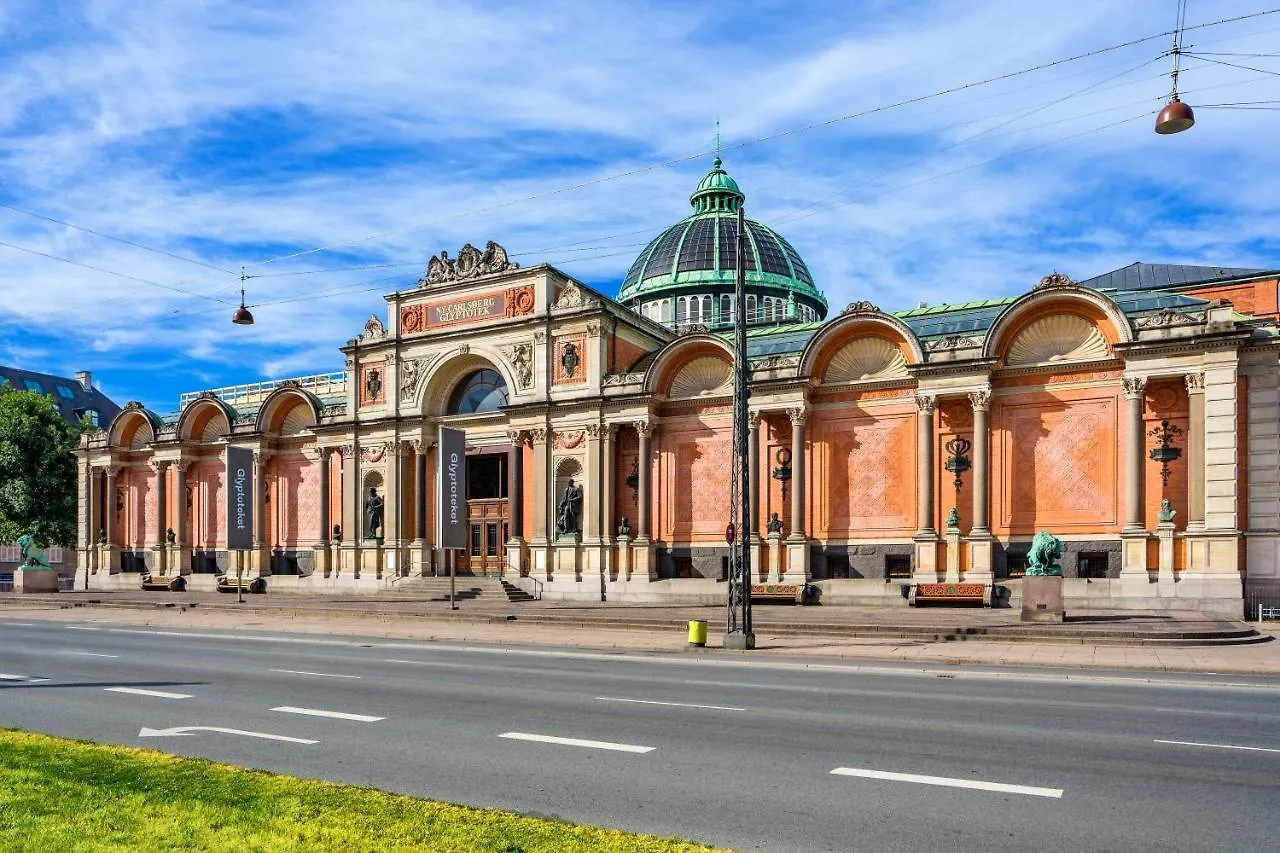 Perfect 3 Bedroom Apartment In The Heart Of Cph Copenhagen 0*,